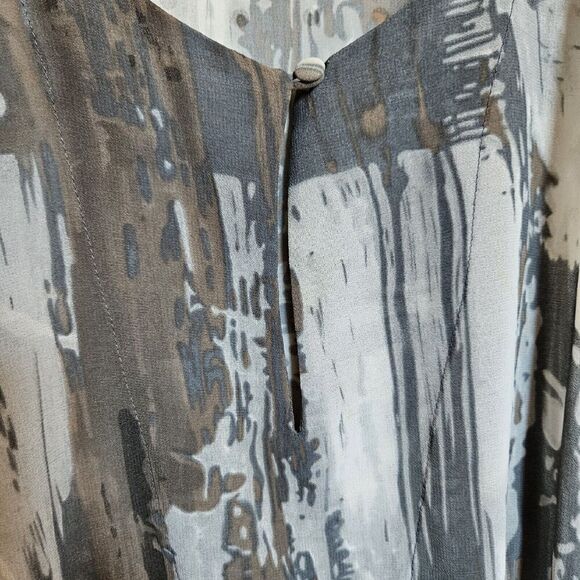 CAbi Tunic Size XS Watercolor Painted Gray Keyhole Style 651 Sleeveless Blouse - Picture 3 of 6